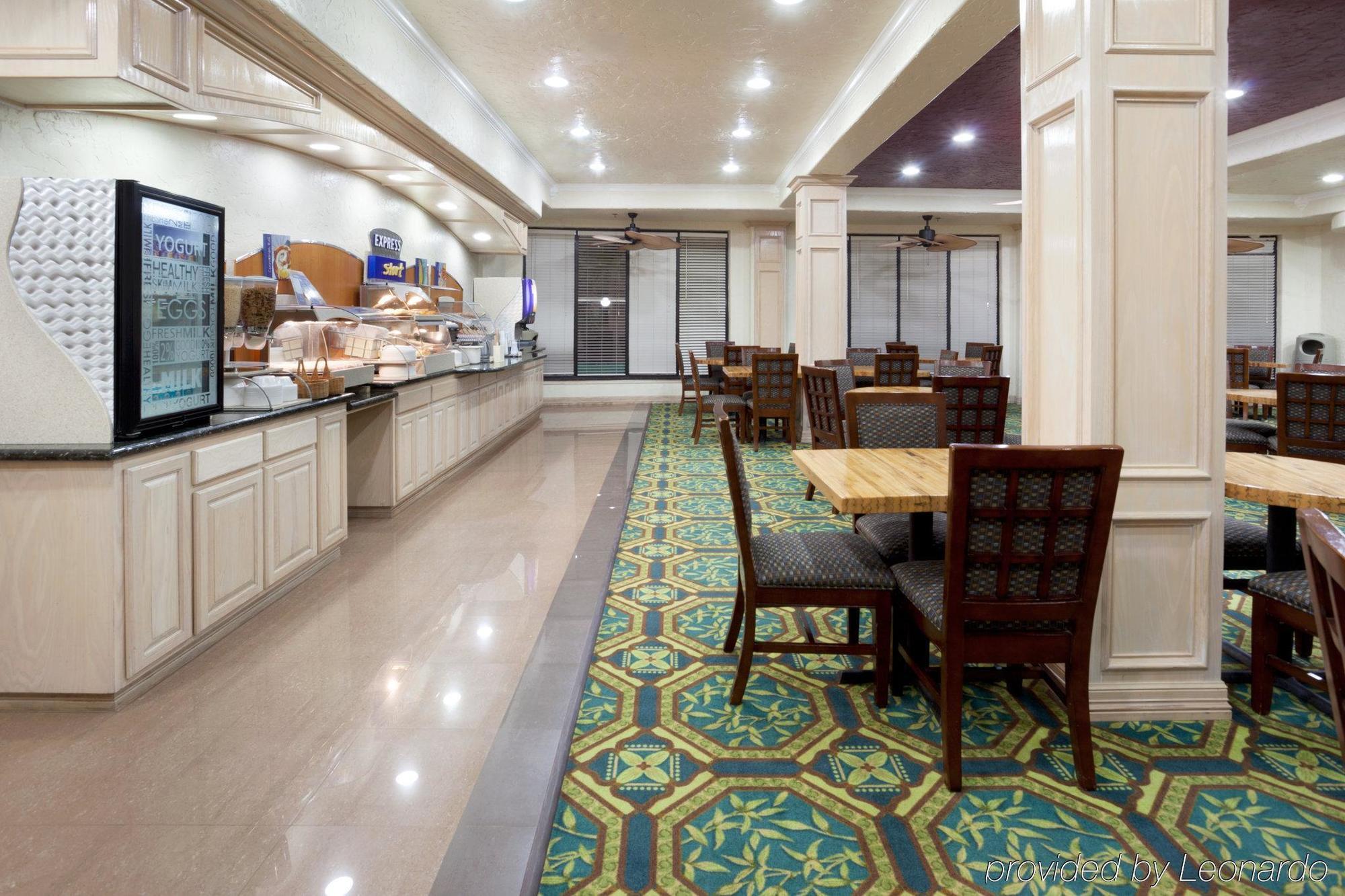 Holiday Inn Express Hotel And Suites South Padre Island By Ihg Restaurant photo