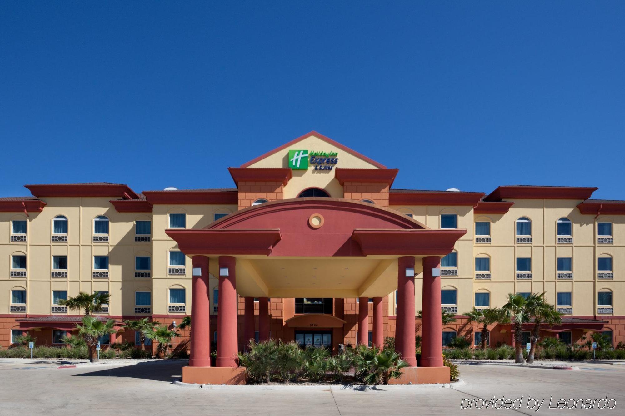 Holiday Inn Express Hotel And Suites South Padre Island By Ihg Exterior photo